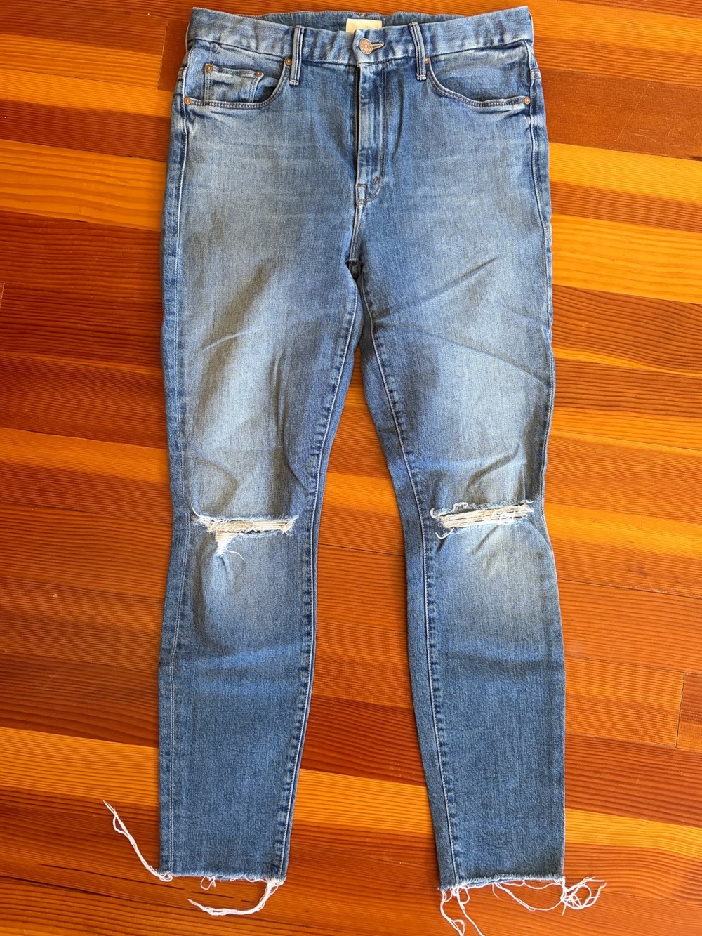MOTHER Ankle Distressed Jeans 27